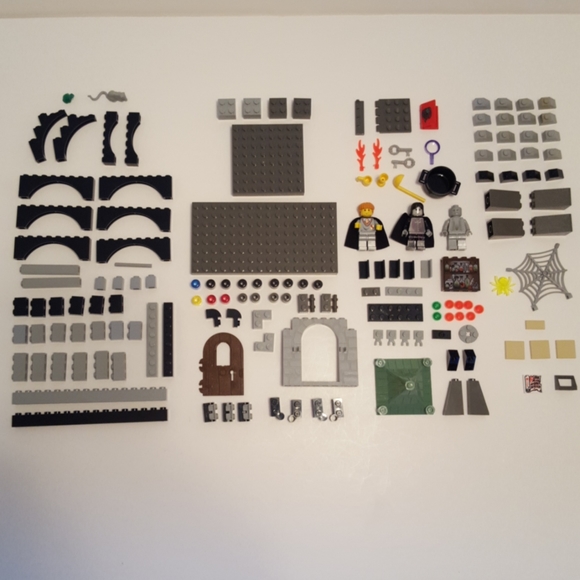 Legos - Picture 6 of 7